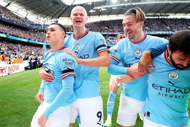 库里12分加兰27分 骑士大胜勇士豪取10连胜